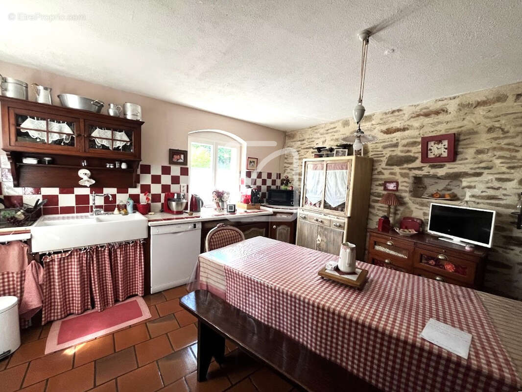 Maison à MENOIRE