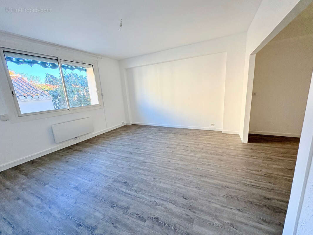 Appartement à PEROLS