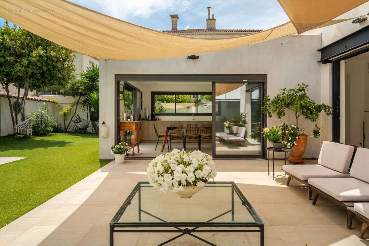 Maison à MARSEILLE-8E