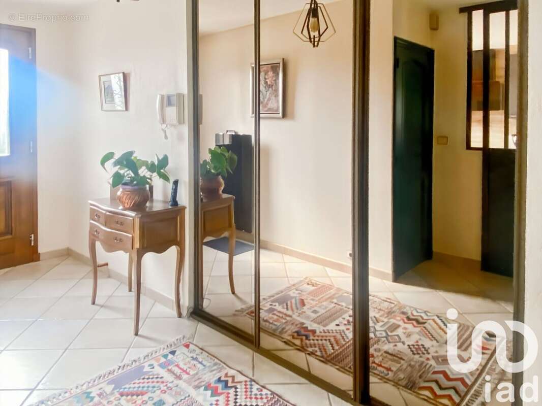 Photo 8 - Maison à VARENNES-JARCY