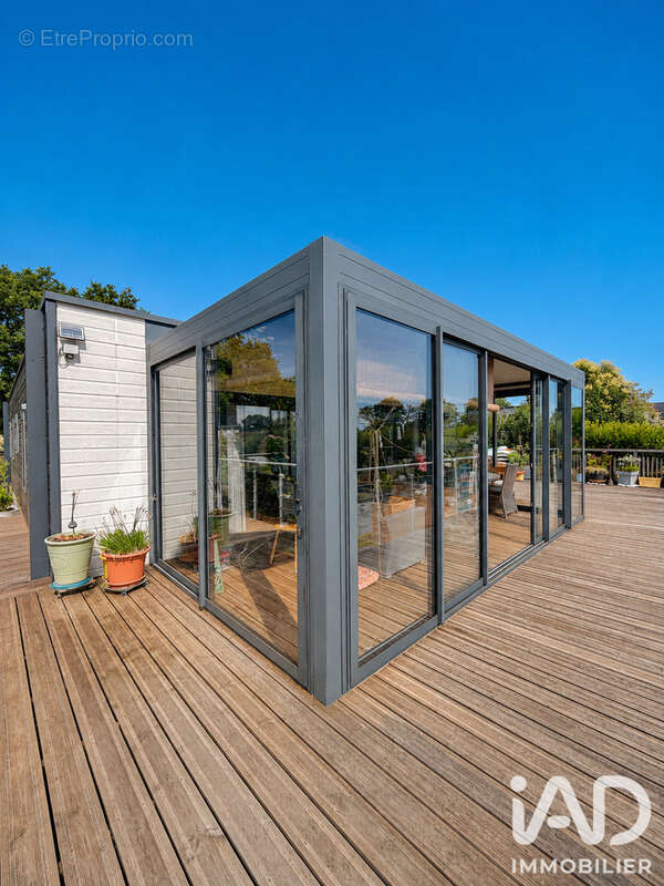 Maison 96 m² à Sainte-Foy  - photo 2