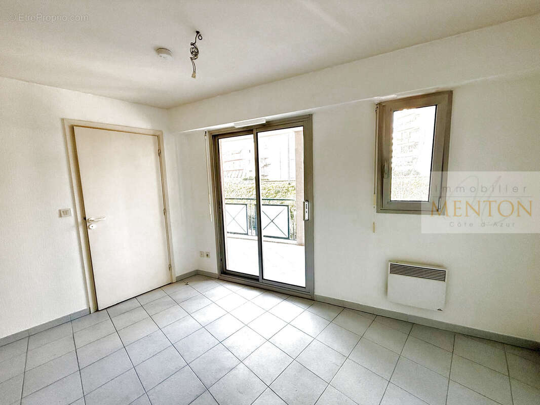 Appartement à MENTON
