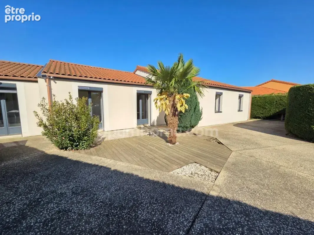 *** exclusivite *** plain-pied 5 chambres, jardin et dependance *** billom 63160 - photo 19