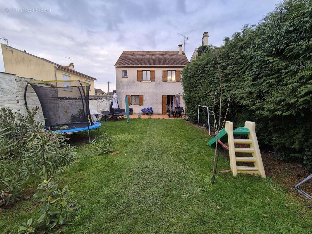 Maison à NOISY-LE-GRAND