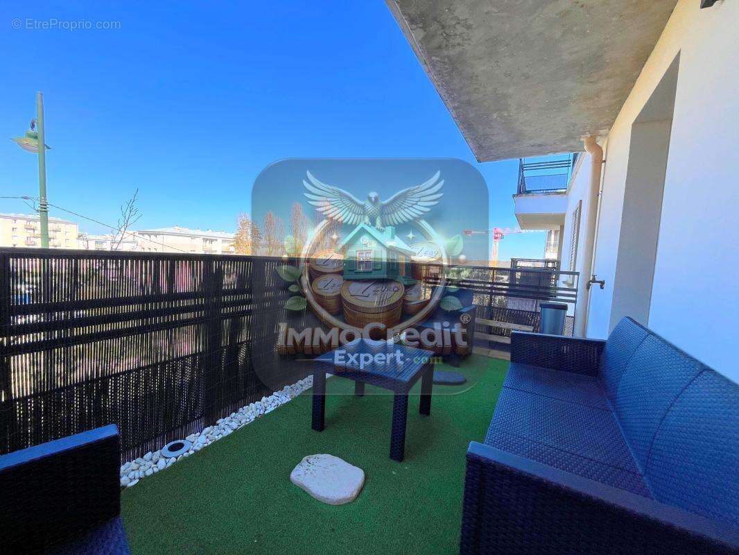 Appartement à CORBEIL-ESSONNES