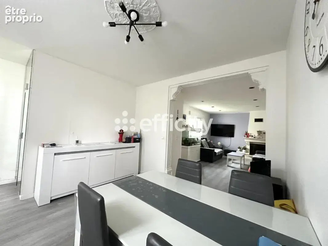 Maison 5 pièces 102 m² à vendre à Livry-Gargan (93190) - photo 2