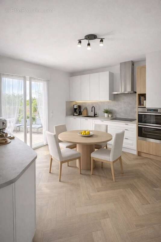 Maison à VIGNEUX-SUR-SEINE