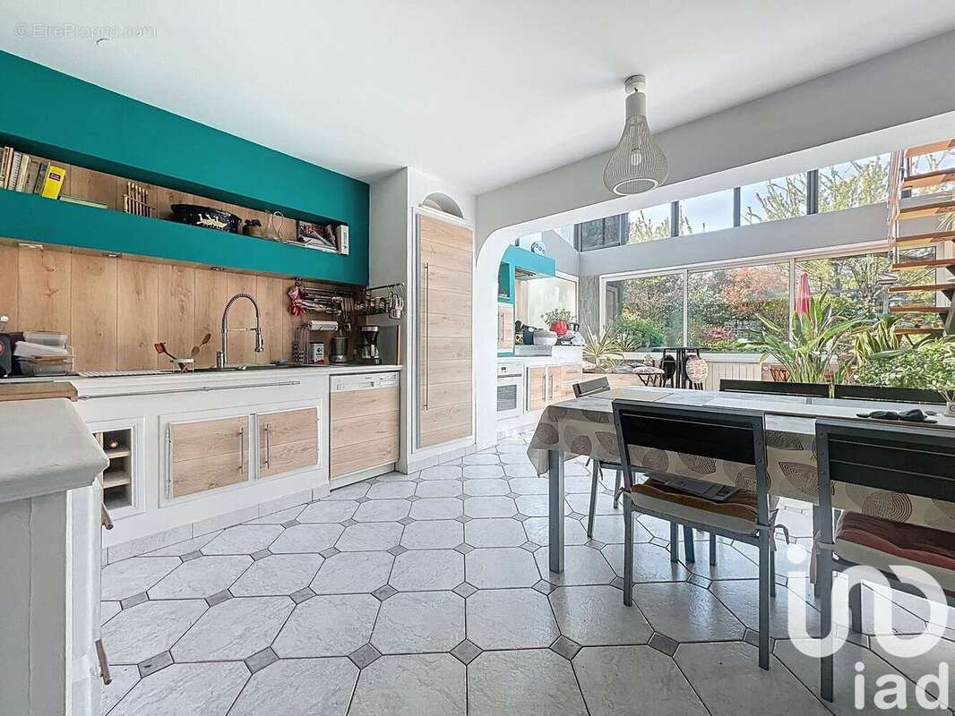 Photo 4 - Maison à CHOISY-LE-ROI