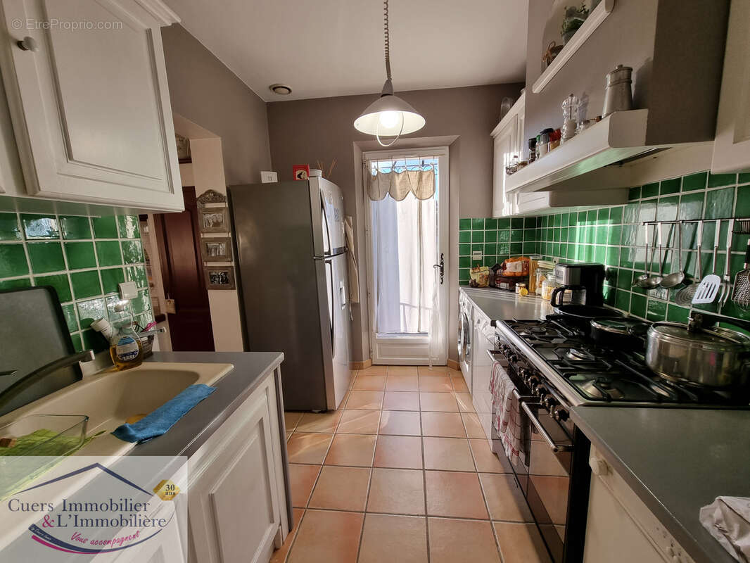 La crau villa t5 avec dependances et piscine - photo 22