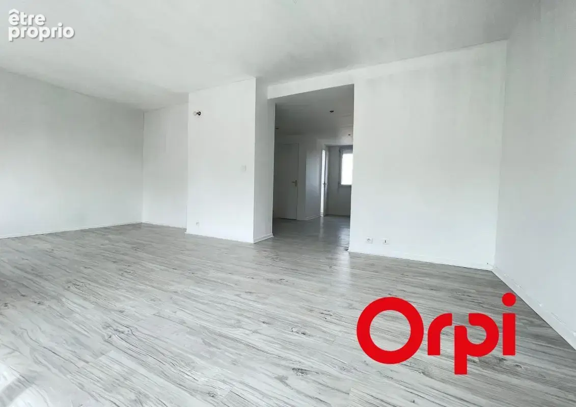 Appartement à Vendre FEYZIN - photo 2