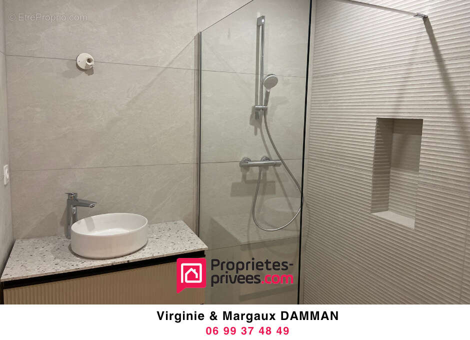 Maison à SAINT-PIERRE-DES-FLEURS