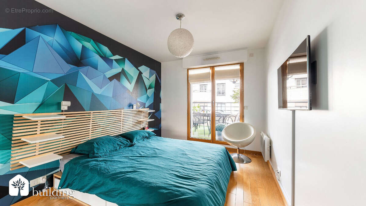 À vendre - Levallois-Perret Centre Mairie - Appartement 5 pièces avec balcon de 127 m² - photo 7