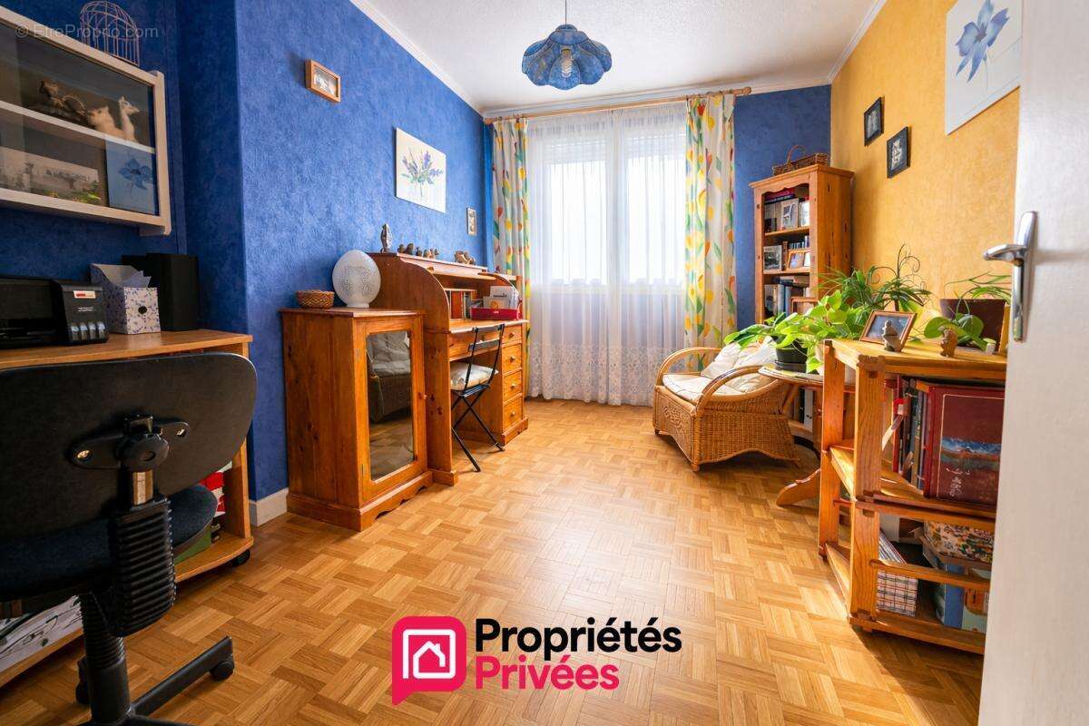 Appartement  4 pièce(s) Noisy le Grand (93160) - photo 8
