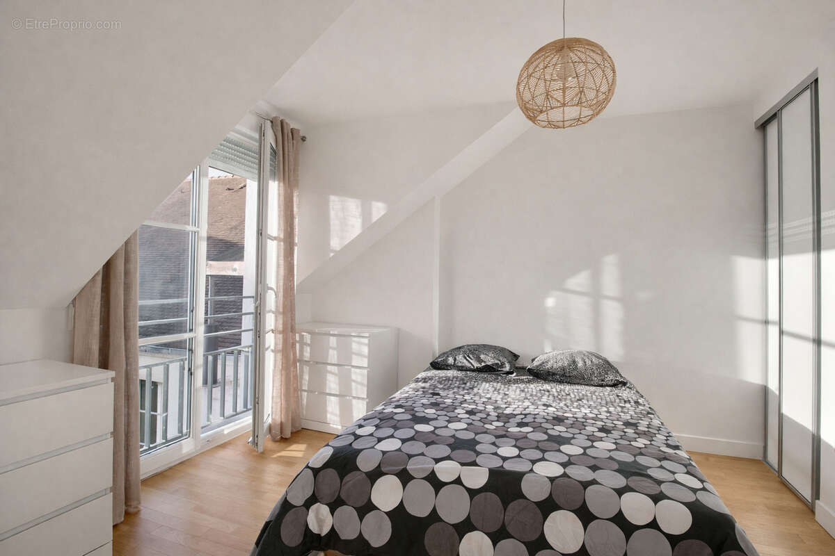 Appartement à MAISONS-LAFFITTE