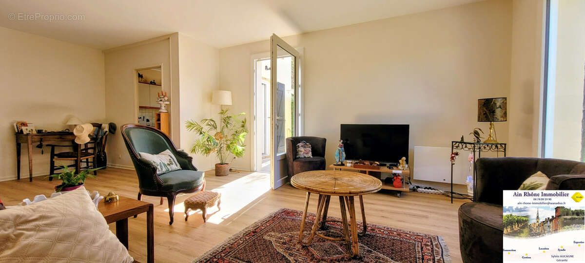 Maison à LIMAS