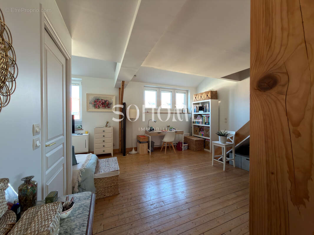 Appartement t6 duplex - centre ville - photo 12