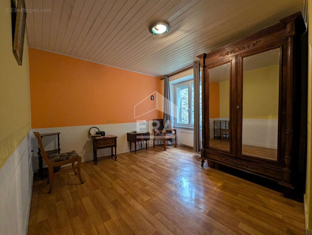 Maison à SAINT-MELOIR-DES-ONDES