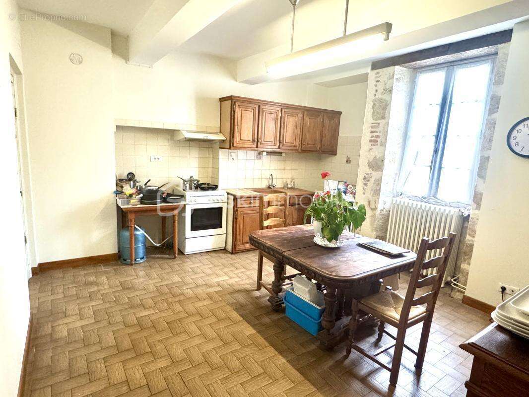 Maison à PUYCASQUIER