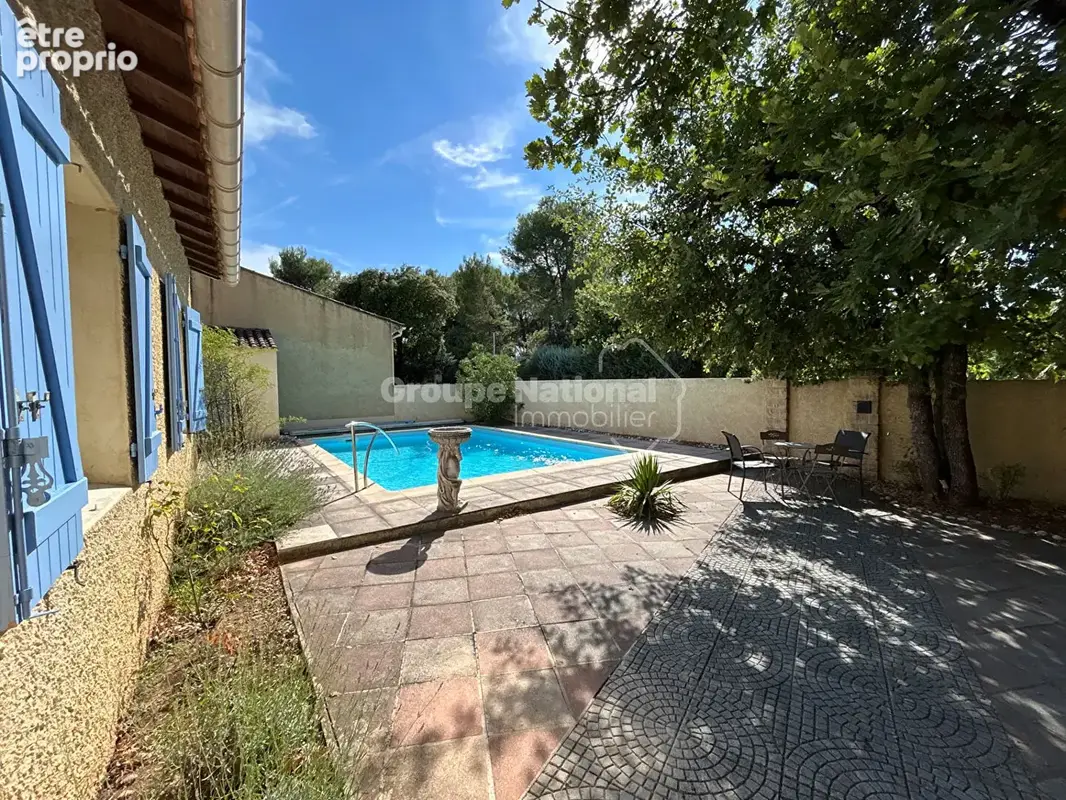 Maison de plain-pied 3 chambres sur parcelle de 640 m² avec piscine et garage - Saint Didier - photo 16