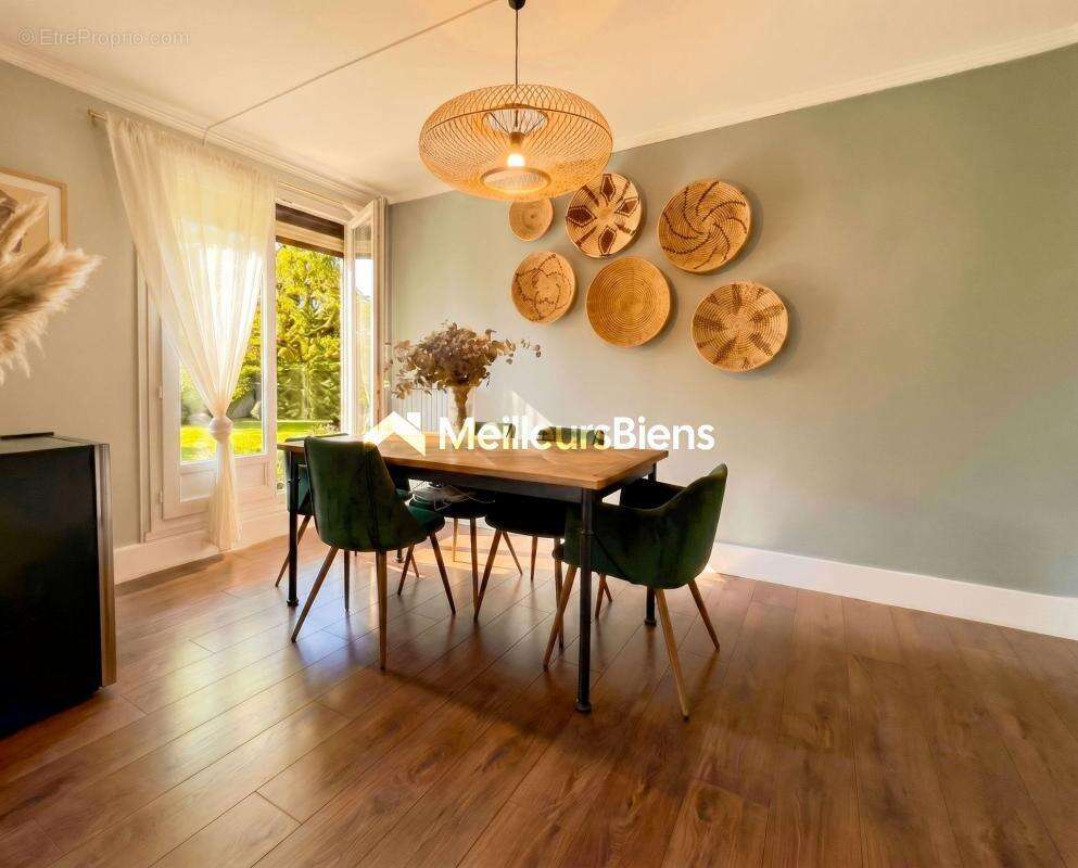 Appartement à LE PECQ