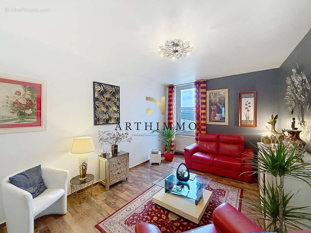 Appartement à ROMANS-SUR-ISERE