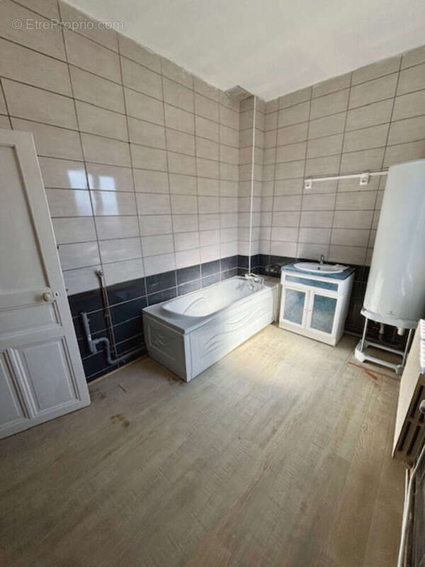 Maison à SAINT-QUENTIN