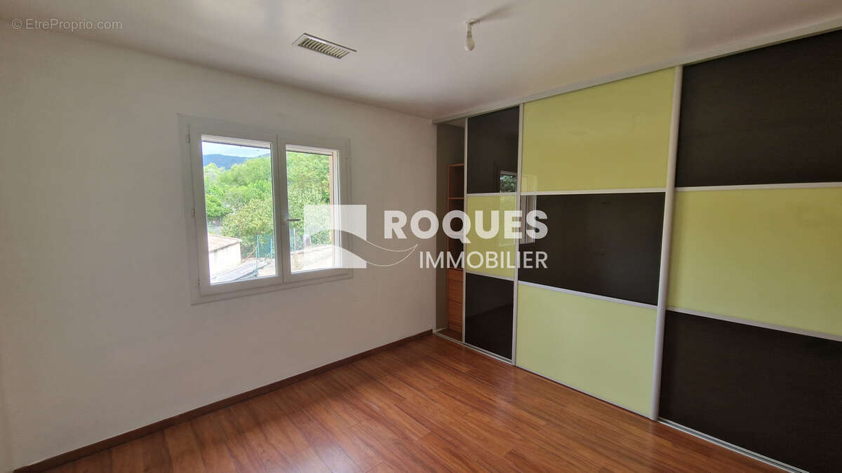 A vendre , villa plus terrain à Soubès - photo 3