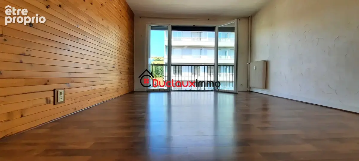 Appartement 2 chambres, traversant, Balcon, Ascenseur et Cave - photo 4