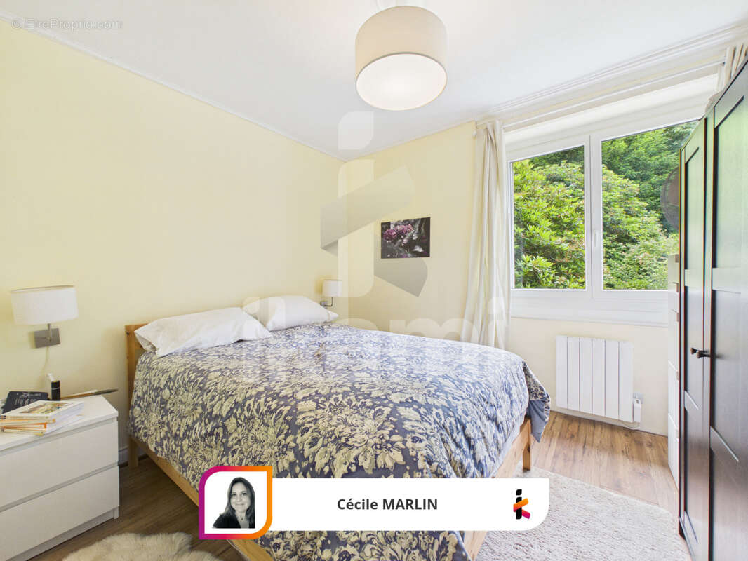 Maison de caractère avec maison indépendante, vue dominante et revenu locatif - photo 6