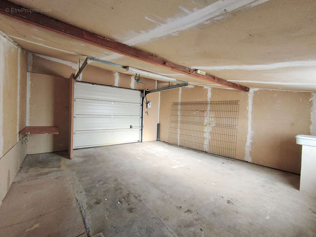 Appartement à LIMOURS