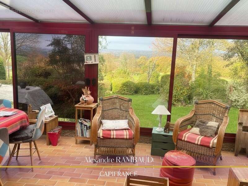 Maison à LA CHAPELLE-JANSON