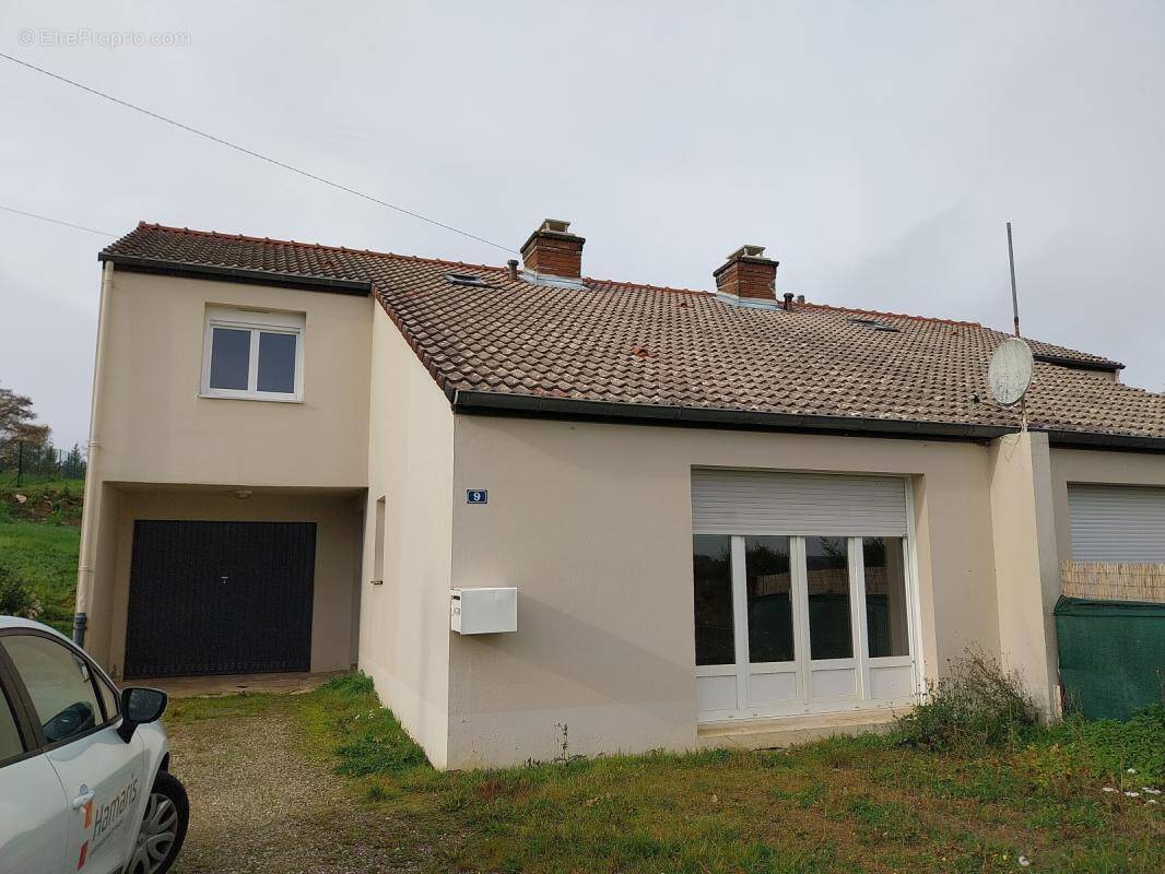 Appartement à PRAUTHOY