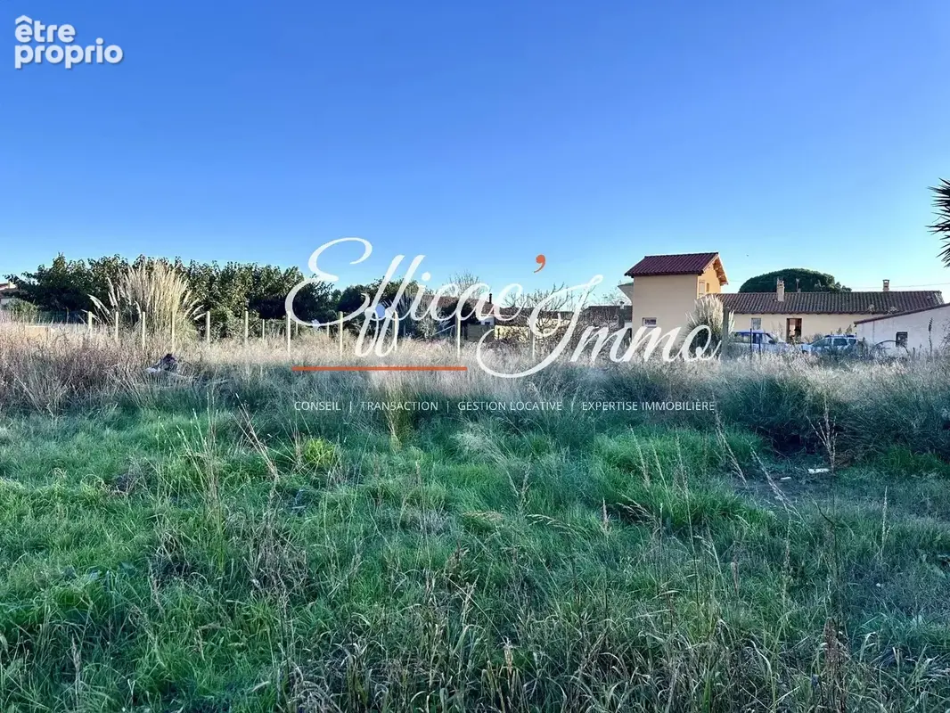 Terrain constructible 1 146 m² – Permis accordé pour villa avec piscine - photo 3