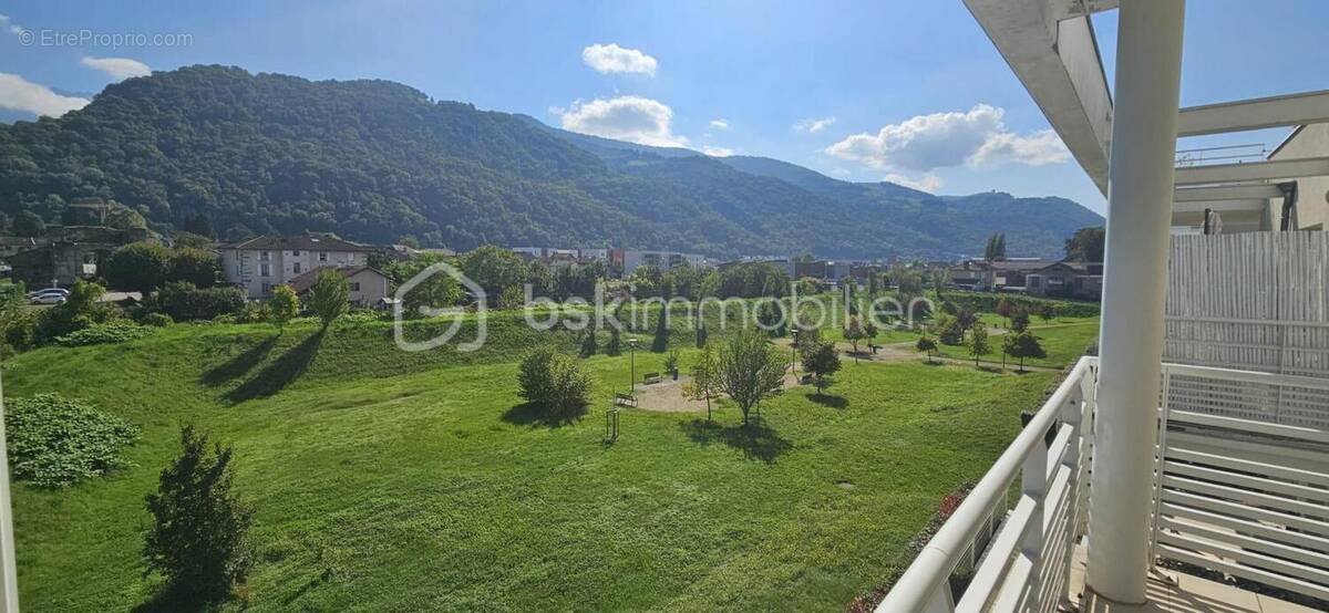 Appartement à DOMENE