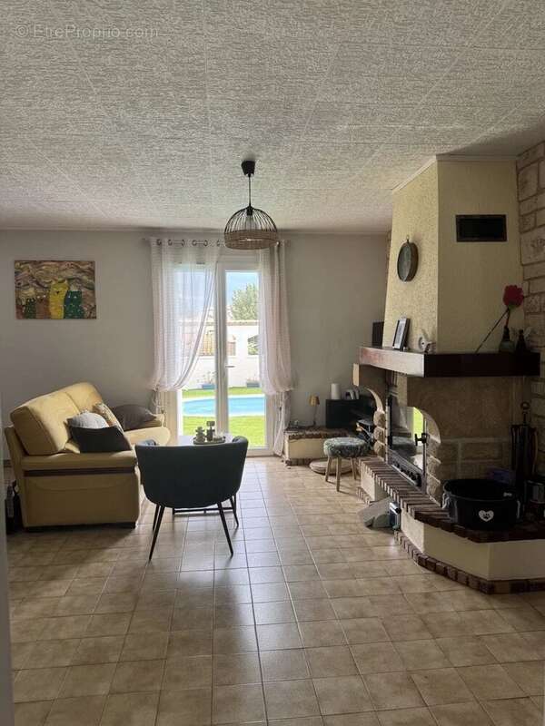 Maison à BAGES