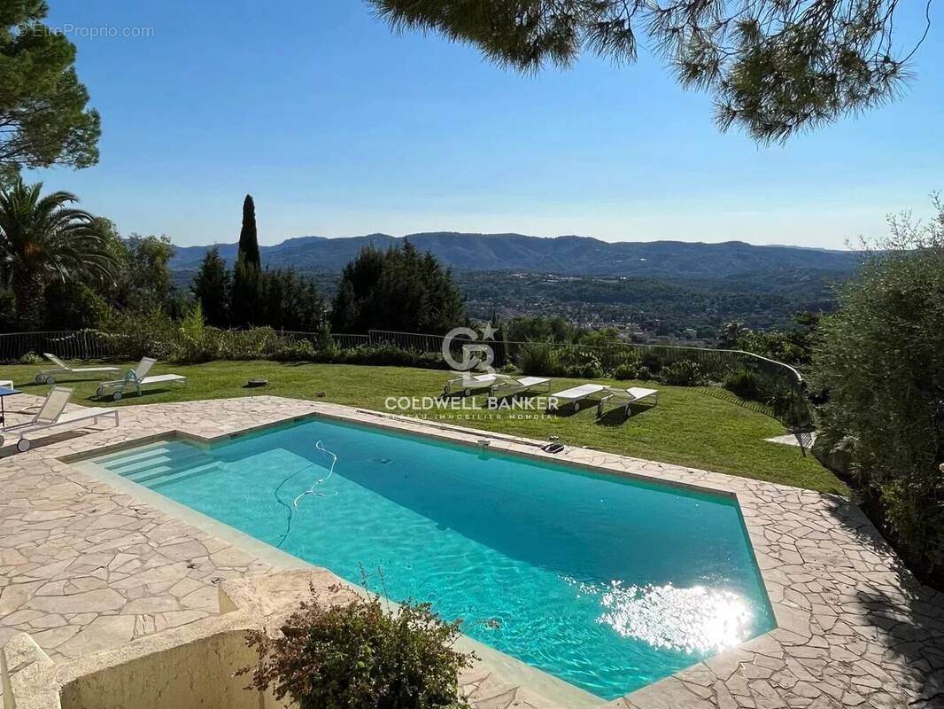 Maison à MOUGINS