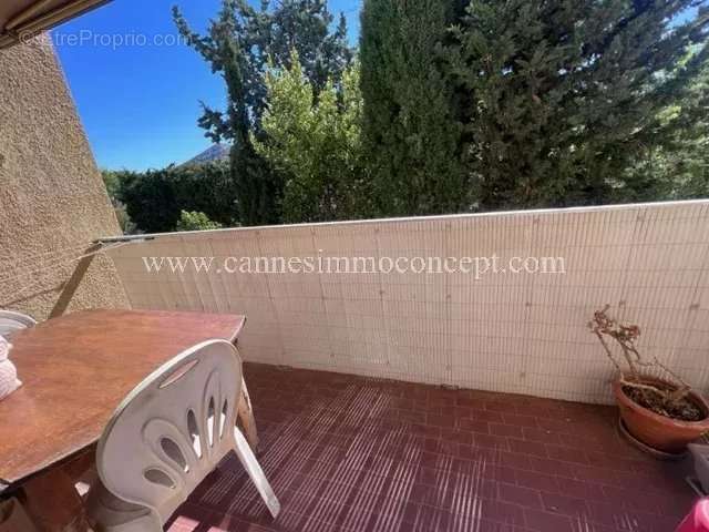 Appartement à MARSEILLE-9E