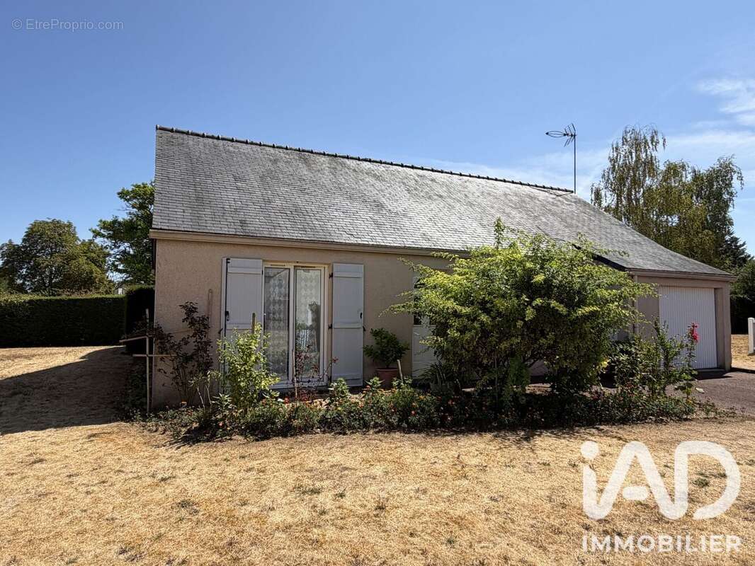 Maison 84 m² à Doue-La-Fontaine  - photo 3