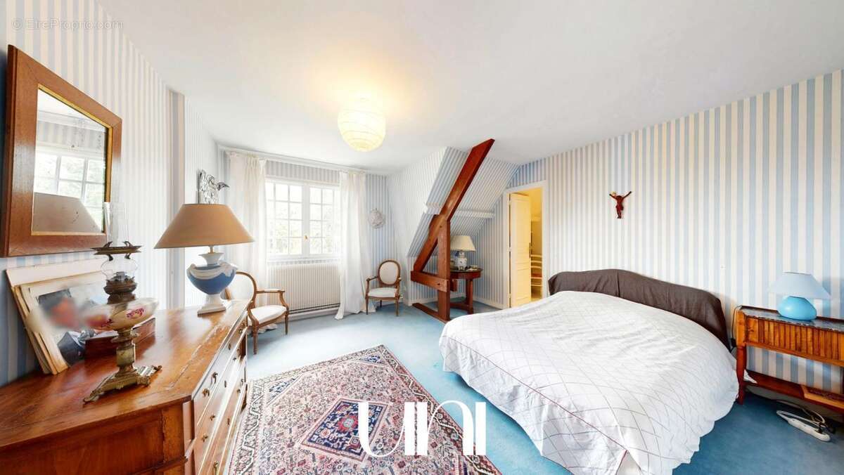 Maison à BRETTEVILLE-SUR-ODON