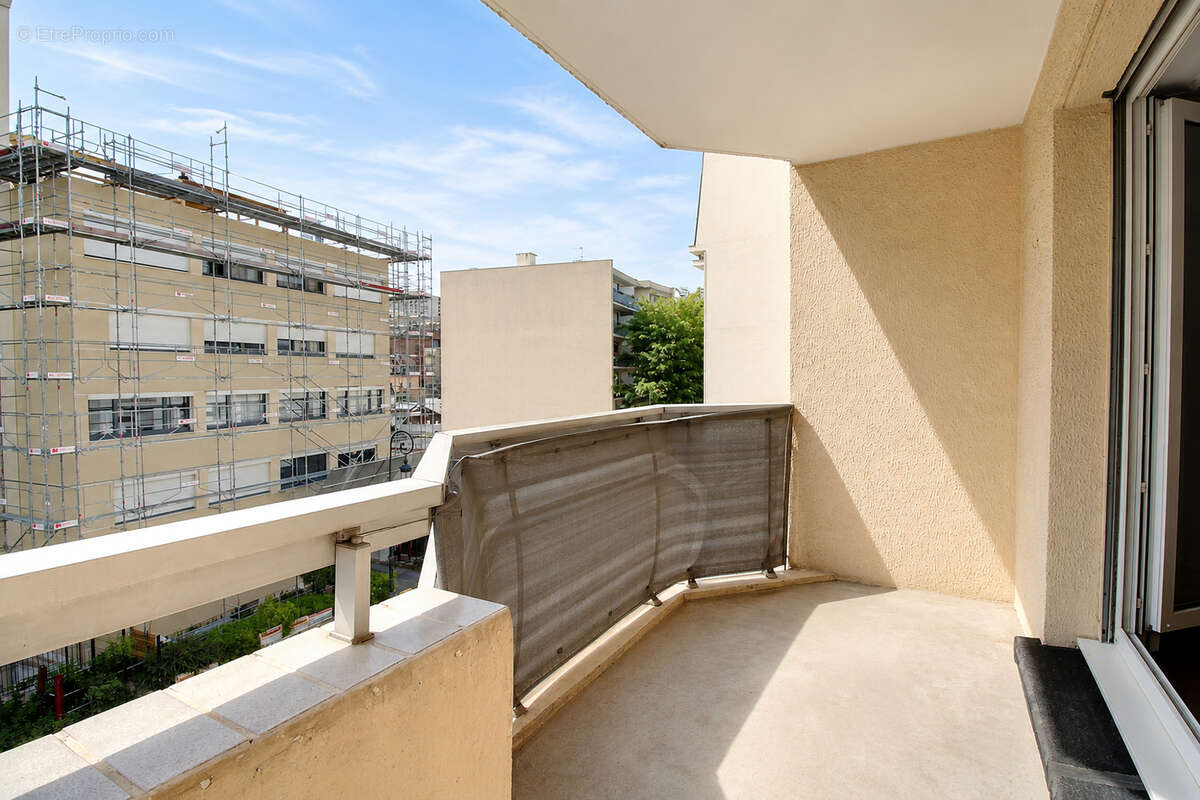 Appartement à PUTEAUX