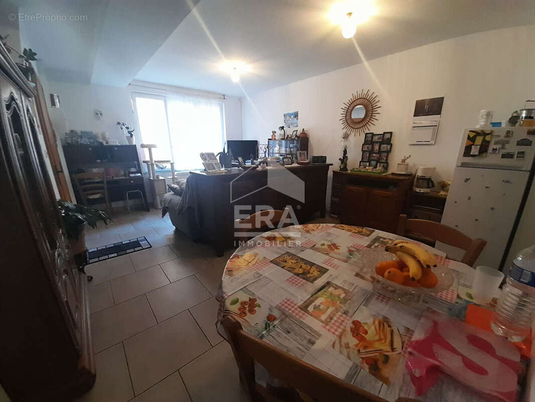 Appartement à LA FERE