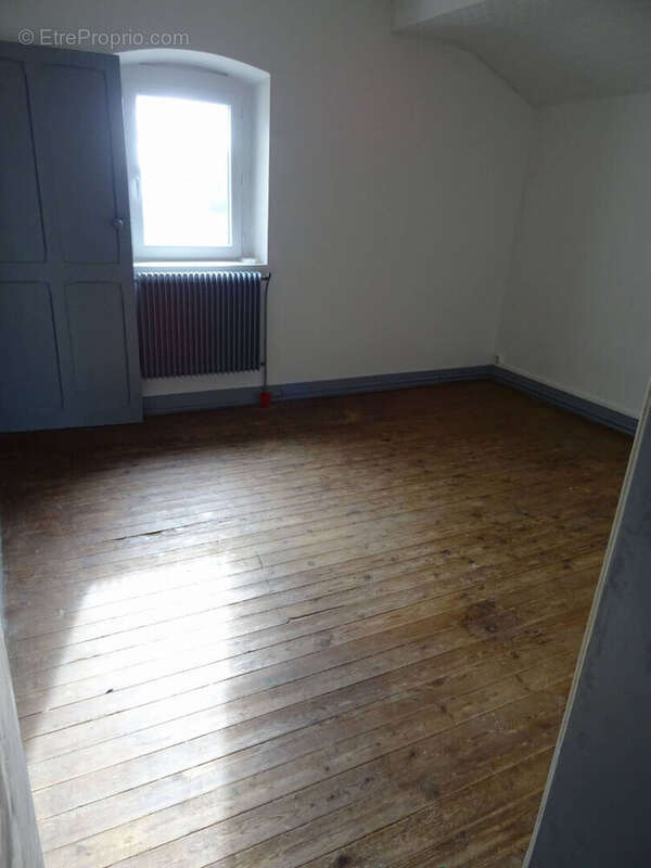 Maison à LAMOTHE-MONTRAVEL