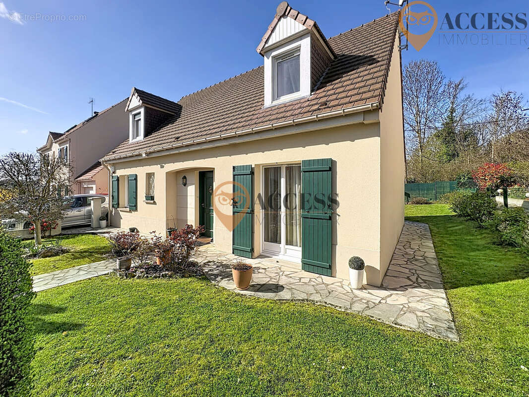 Maison à GROSLAY