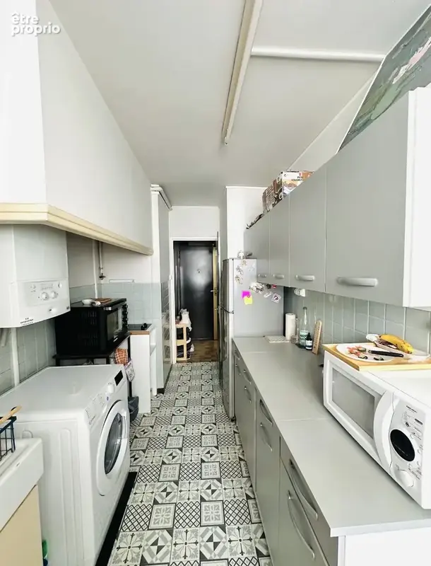Appartement T3 de 56 m2 avec balcon, cave et garage fermé   Marseille 13e - photo 3