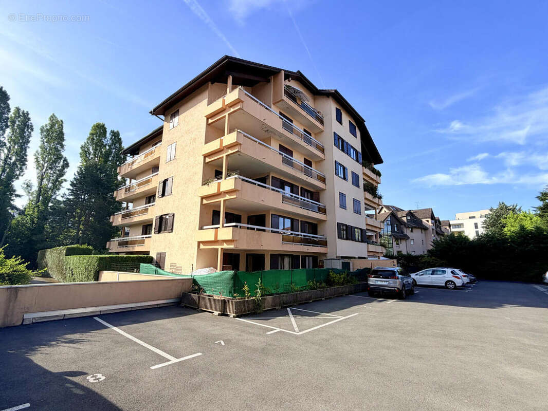 St Julien-en-Genevois RARE Appartement T2 bis en dernier étage de plus de 72 m² utiles... - photo 16