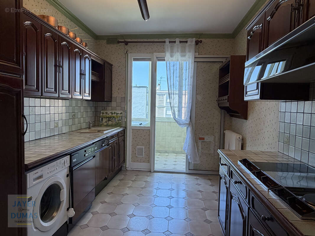 En exclusivité - chalon-sur-saone centre-ville - appartement t3 avec garage - - photo 5