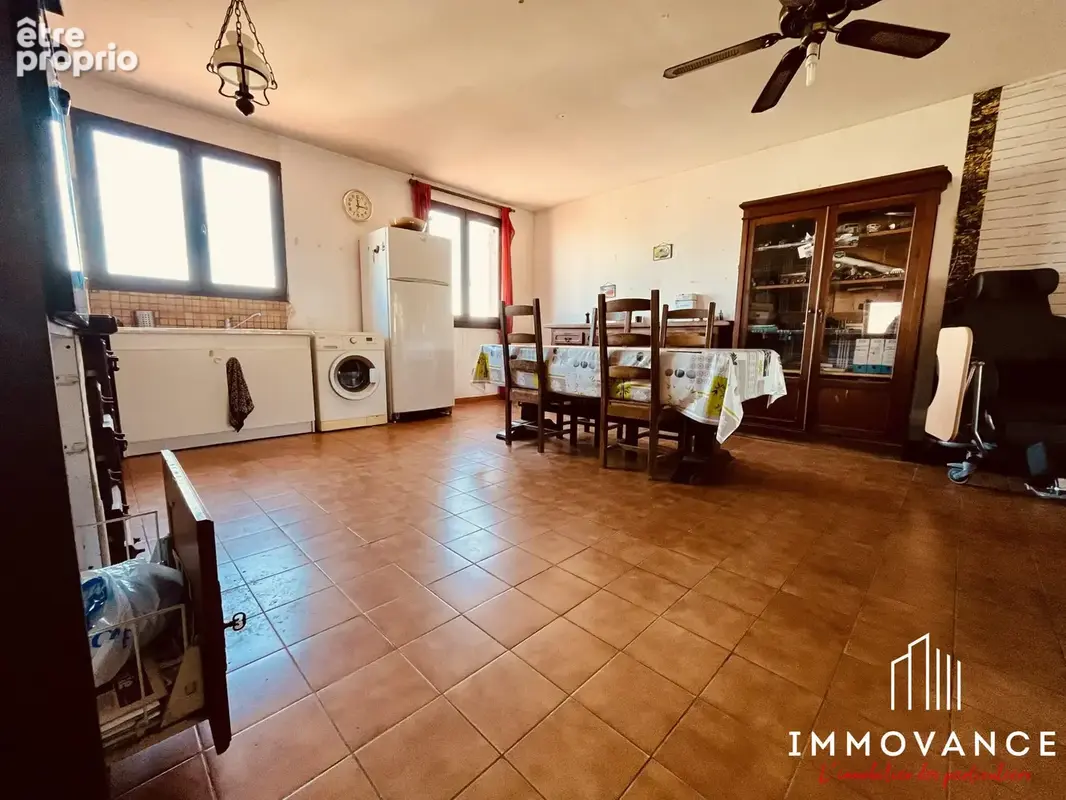 Maison 160 m² à Baillargues  - photo 2