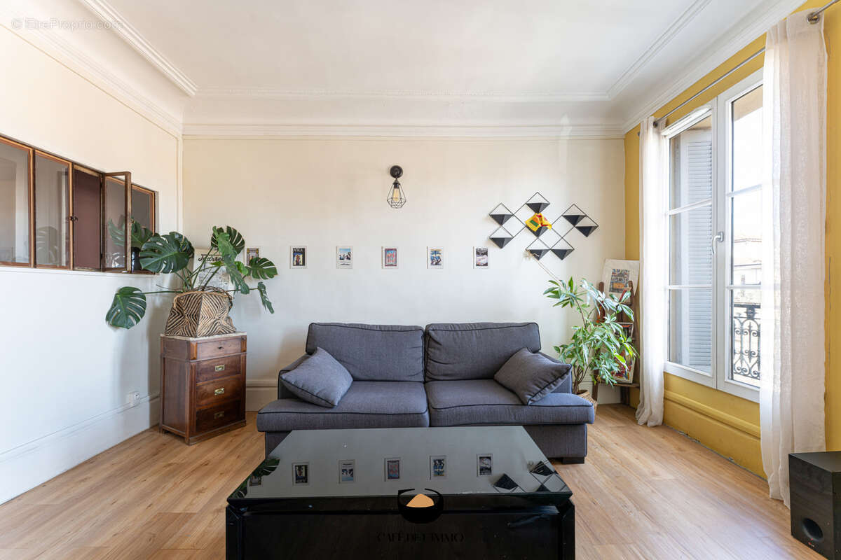 Appartement à MARSEILLE-2E