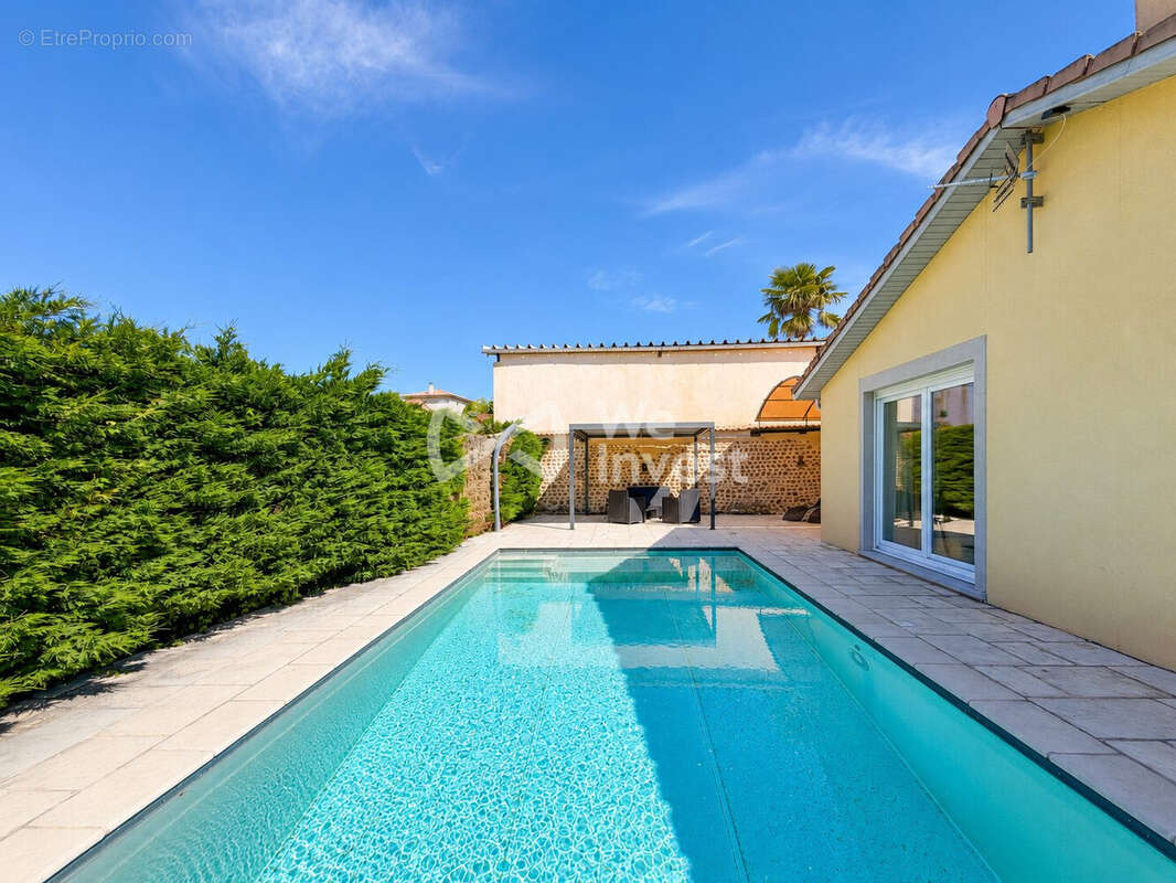 Maison à CHANAS