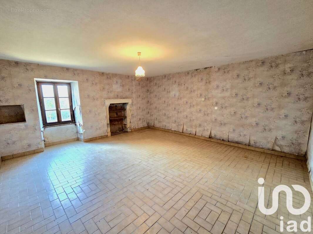 Photo 4 - Maison à LA BUSSIERE